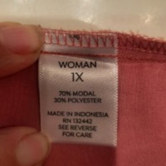 Salmon colored blouse - Picture 8 of 9